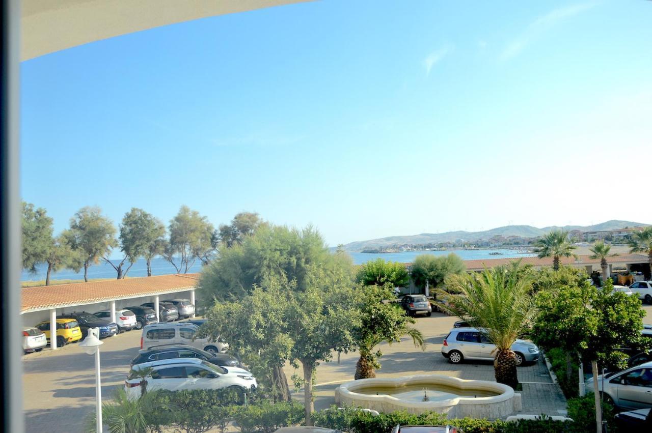 Hotel Residence Il Gabbiano Cirò Marina Εξωτερικό φωτογραφία