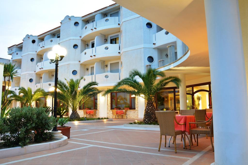 Hotel Residence Il Gabbiano Cirò Marina Εξωτερικό φωτογραφία
