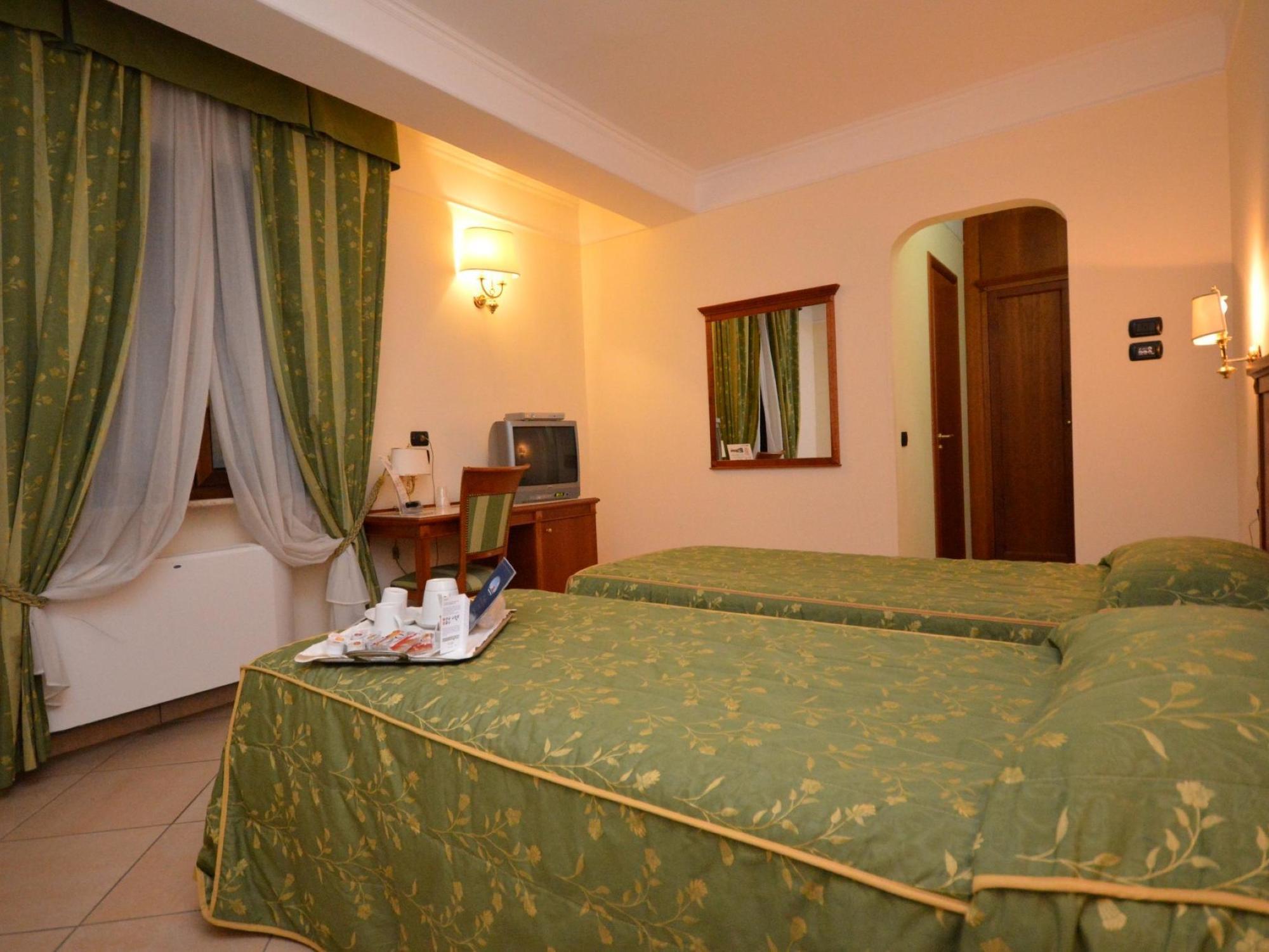 Hotel Residence Il Gabbiano Cirò Marina Εξωτερικό φωτογραφία