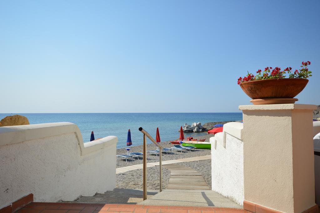 Hotel Residence Il Gabbiano Cirò Marina Εξωτερικό φωτογραφία