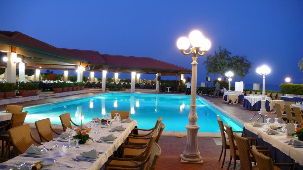 Hotel Residence Il Gabbiano Cirò Marina Εξωτερικό φωτογραφία